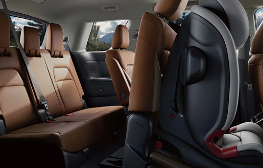 Nissan Pathfinder second- and third-row seating showcasing spacious passenger accommodations and family-focused comfort